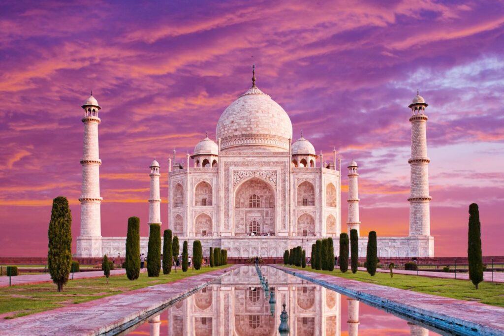 Taj-Mahal